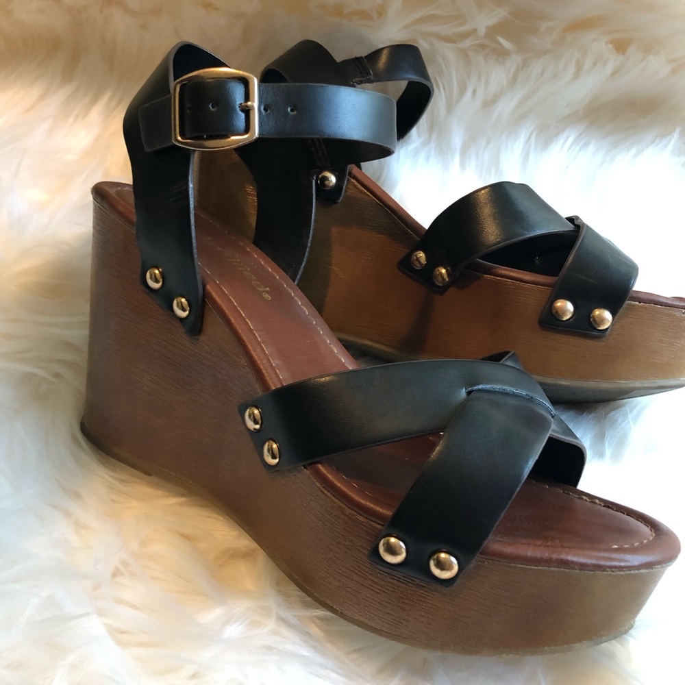 Black/Brown Wedges